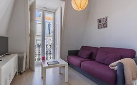 Classic Topfloor Apartment By Lovelystay
