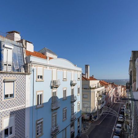 Classic Topfloor Apartment By Lovelystay Lisboa Kültér fotó