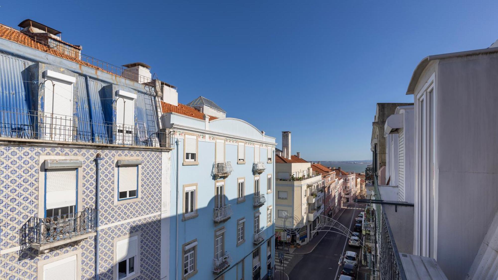 Classic Topfloor Apartment By Lovelystay Lisboa Kültér fotó