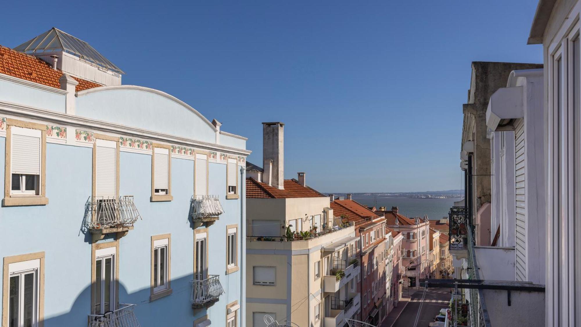 Classic Topfloor Apartment By Lovelystay Lisboa Kültér fotó