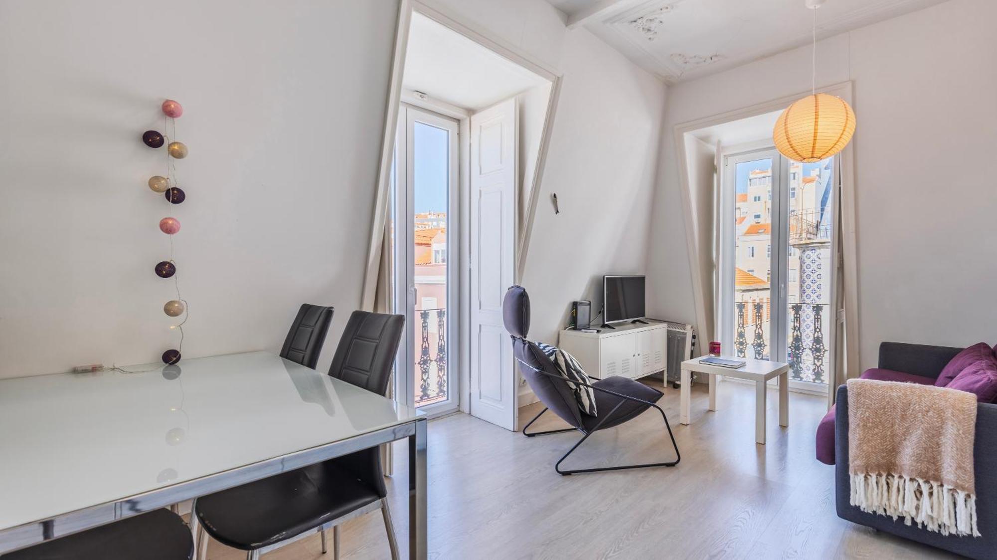 Classic Topfloor Apartment By Lovelystay Lisboa Kültér fotó
