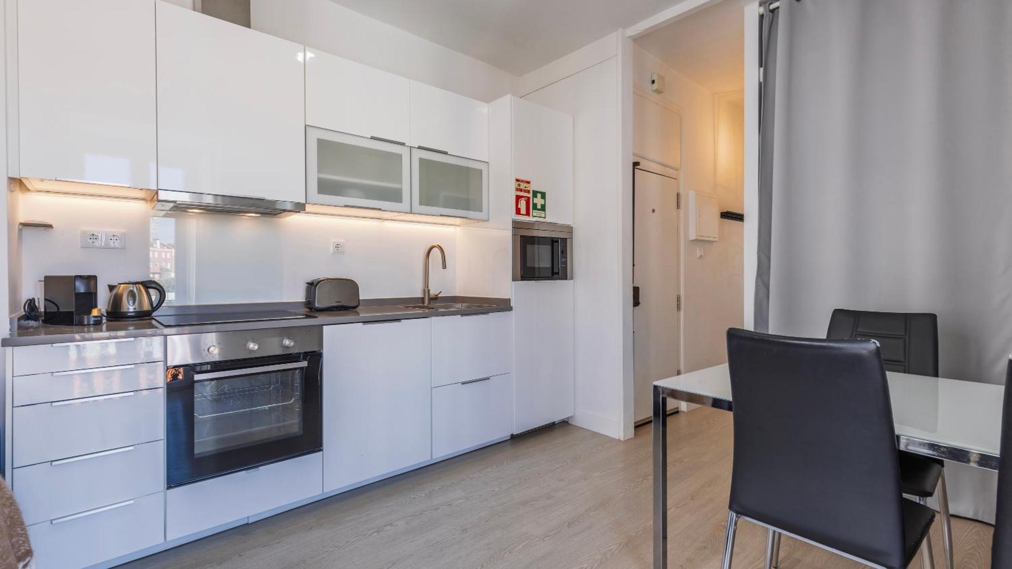 Classic Topfloor Apartment By Lovelystay Lisboa Kültér fotó