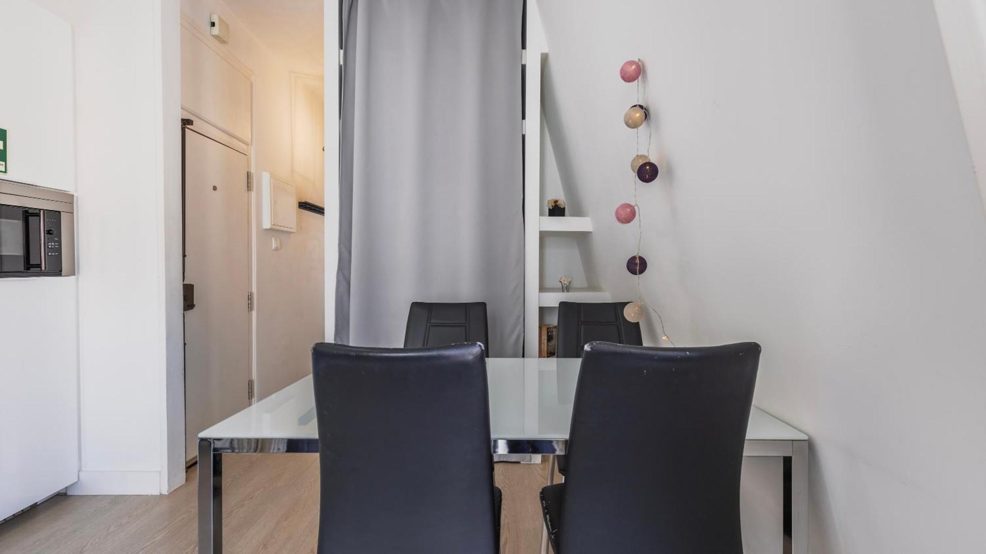 Classic Topfloor Apartment By Lovelystay Lisboa Kültér fotó